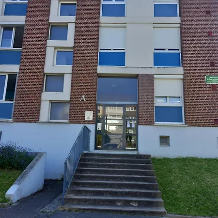 Apartment Le Valmy