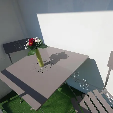 Apartment Le Valmy